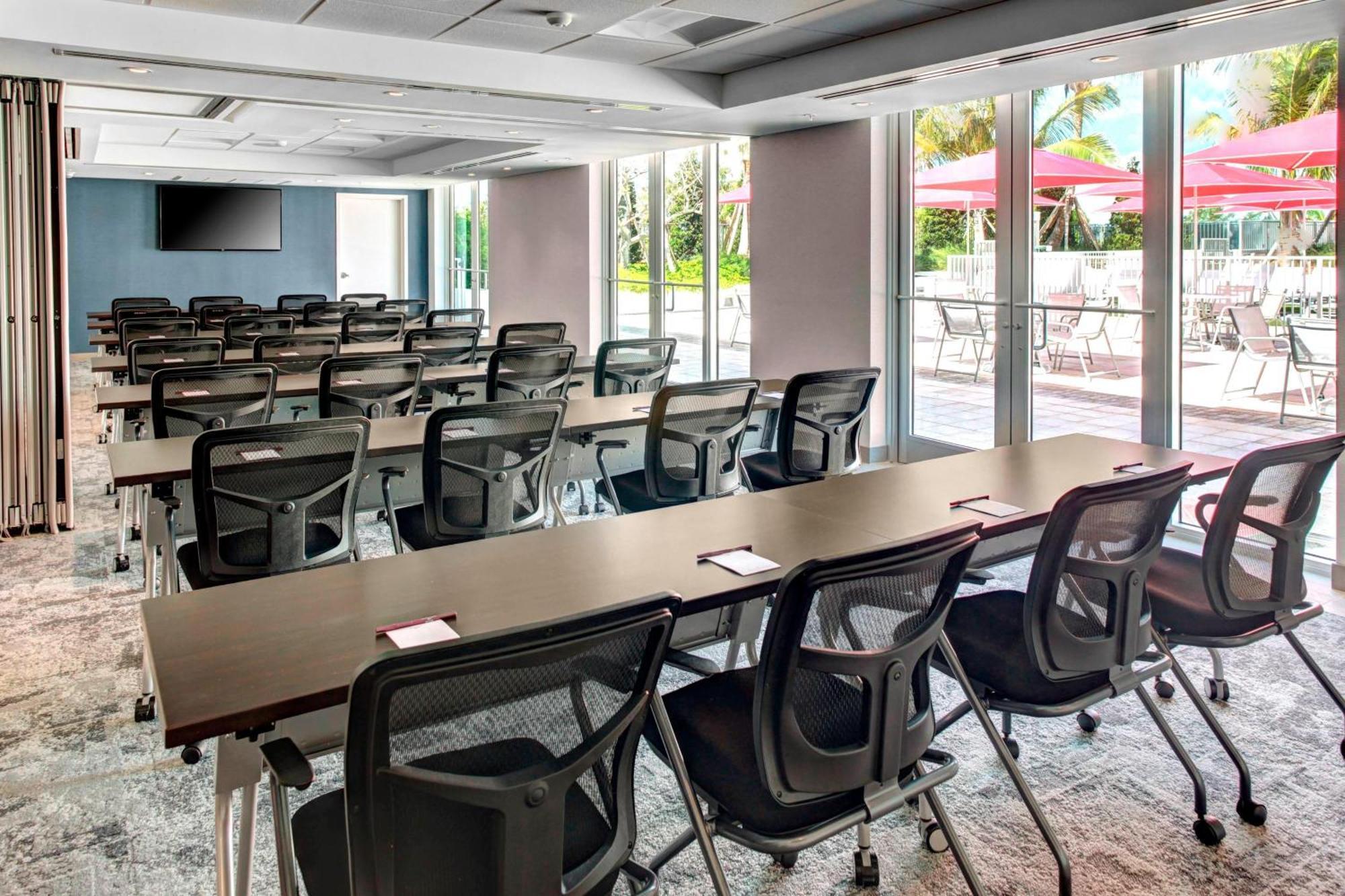 Residence Inn By Marriott Miami Beach Surfside Exteriér fotografie