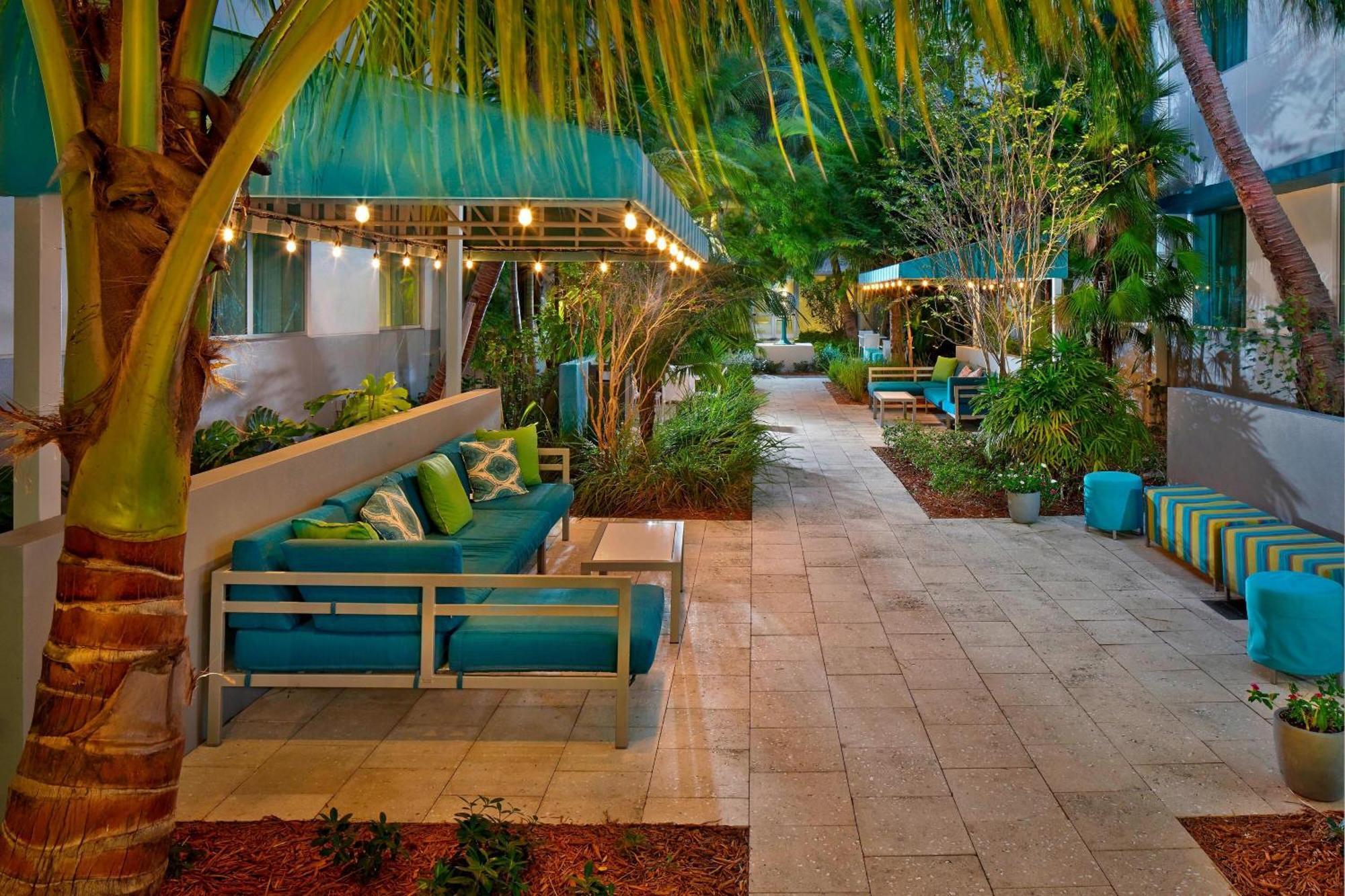 Residence Inn By Marriott Miami Beach Surfside Exteriér fotografie