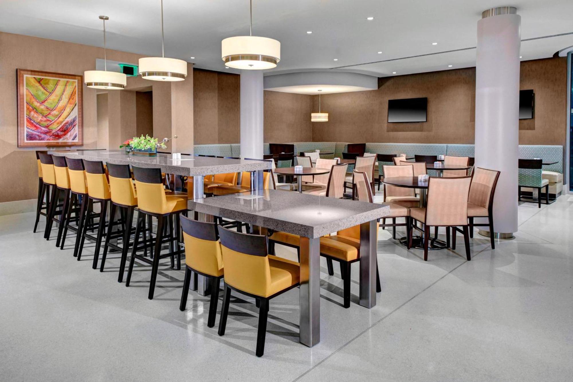 Residence Inn By Marriott Miami Beach Surfside Exteriér fotografie