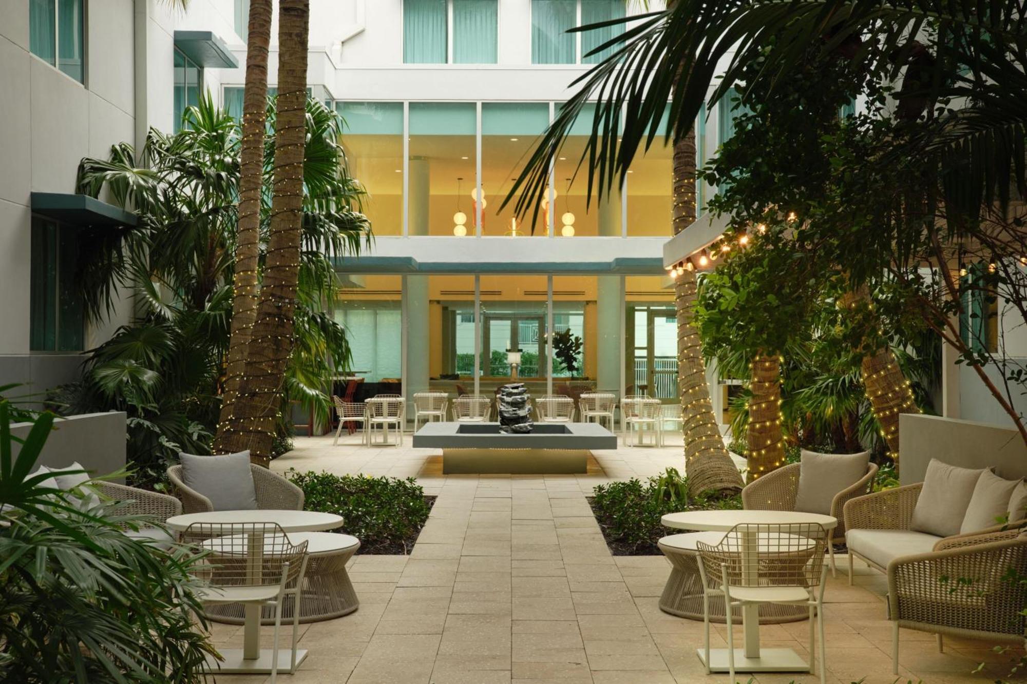 Residence Inn By Marriott Miami Beach Surfside Exteriér fotografie